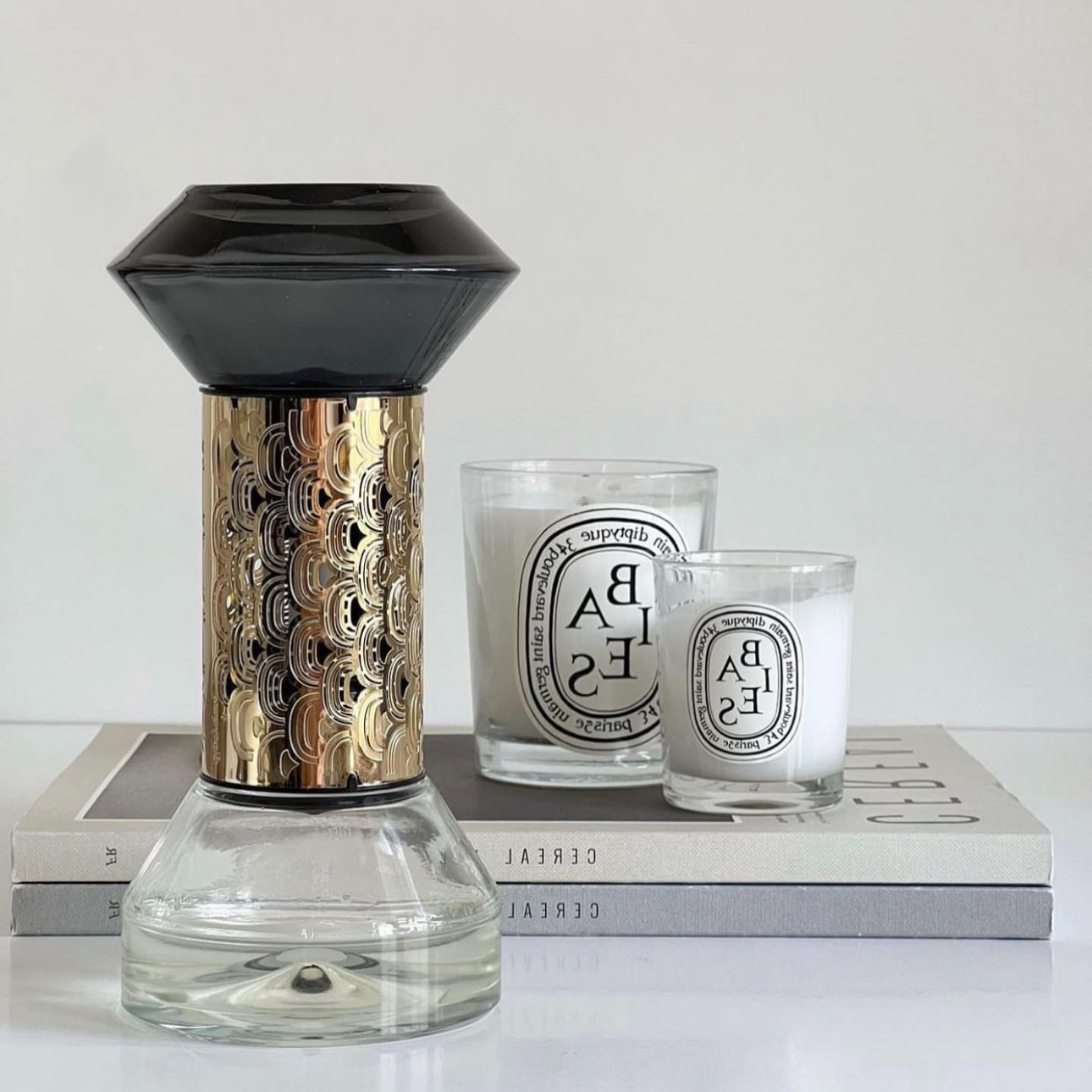 Diptyques Hourglass Diffuser B - Table Watch Luxury ulasan dan harga