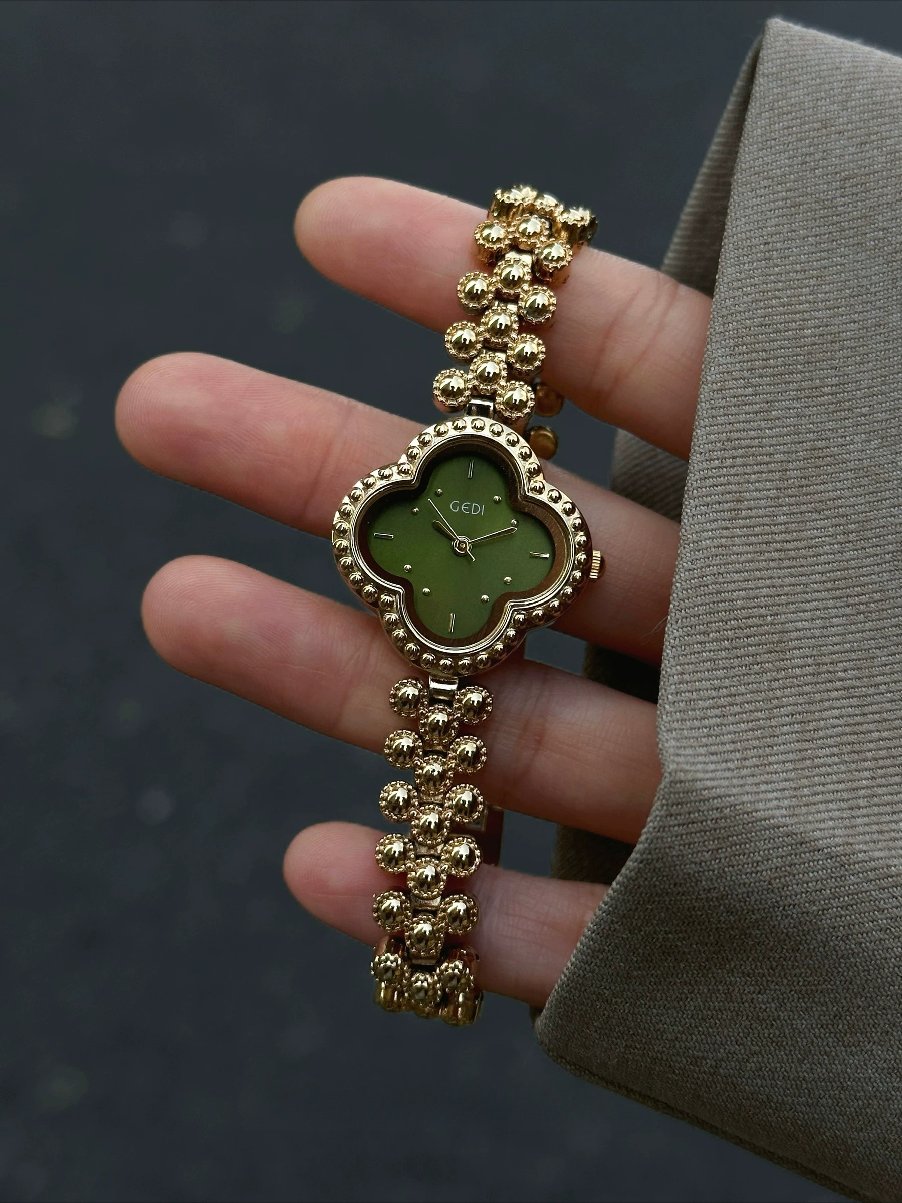 Jam Tangan Wanita Mewah Emas G - Luxury Watch Gold ulasan dan harga