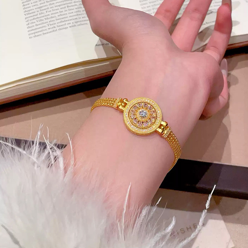 Jam tangan wanita berlian mewa - Luxury Watch Service ulasan dan harga
