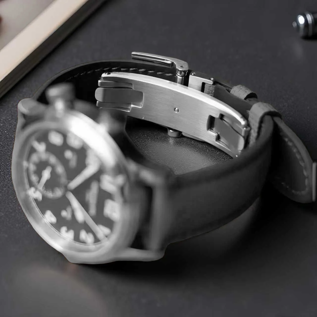 Tali Jam Tangan dengan Gesper  - Luxury Watch Gold ulasan dan harga